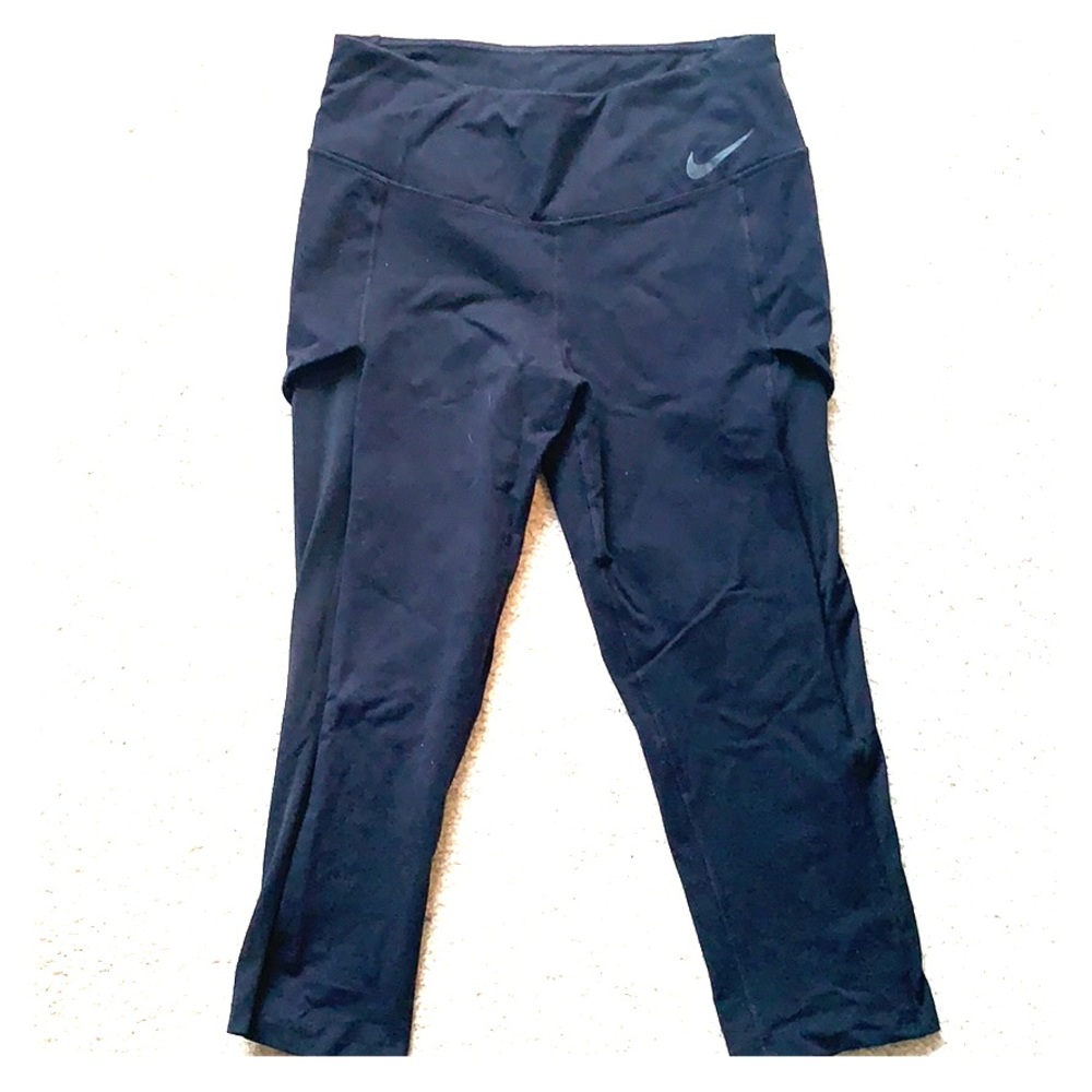 Nike Dri-Fit Cropped Leggings